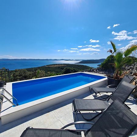 Villa Robinson Tkon Εξωτερικό φωτογραφία
