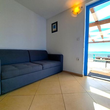 Villa Robinson Tkon Εξωτερικό φωτογραφία