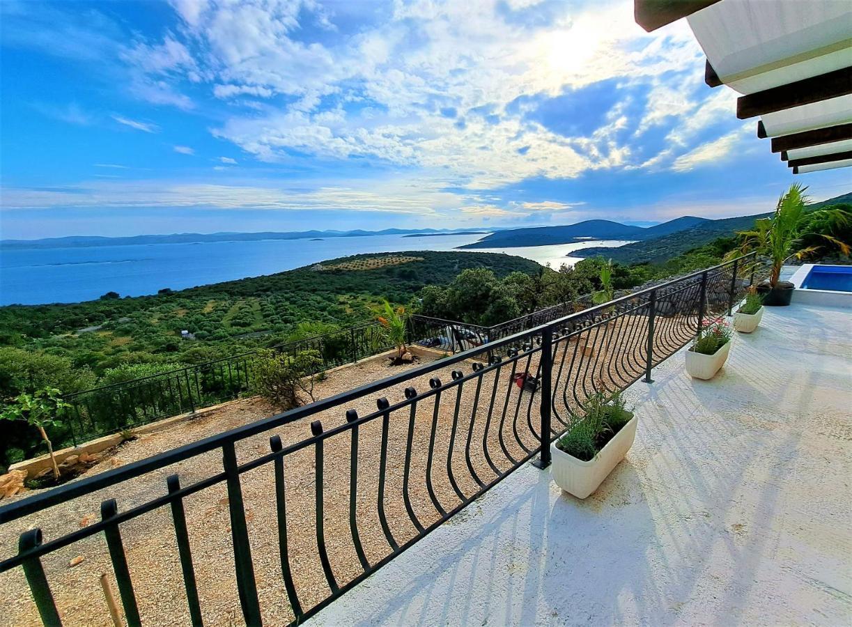 Villa Robinson Tkon Εξωτερικό φωτογραφία
