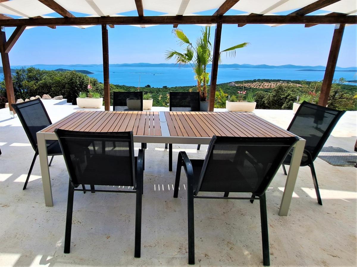 Villa Robinson Tkon Εξωτερικό φωτογραφία
