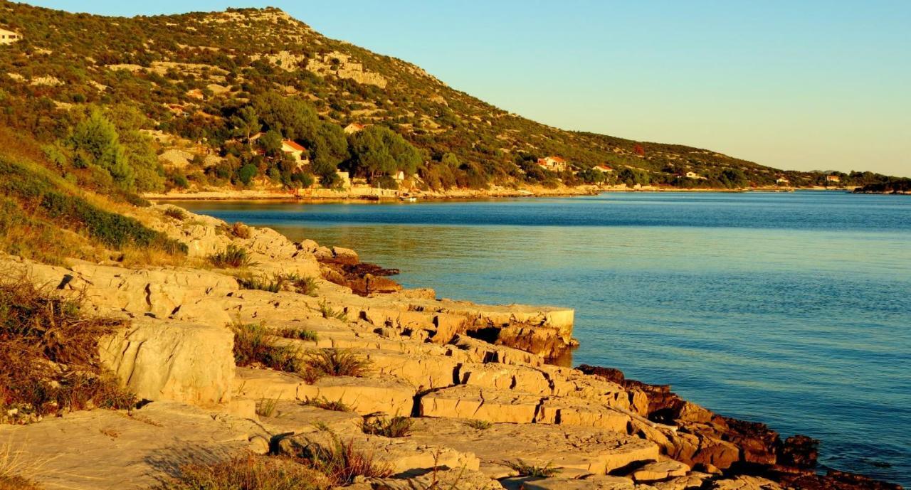 Villa Robinson Tkon Εξωτερικό φωτογραφία